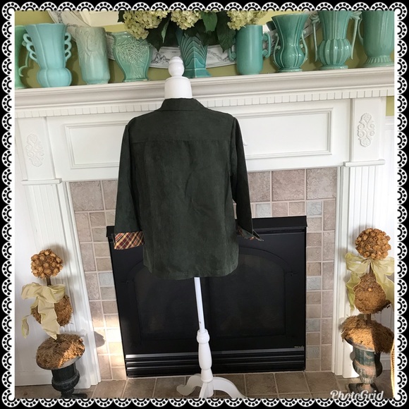 NWT Breckenridge shirt set, size M - Picture 3 of 7